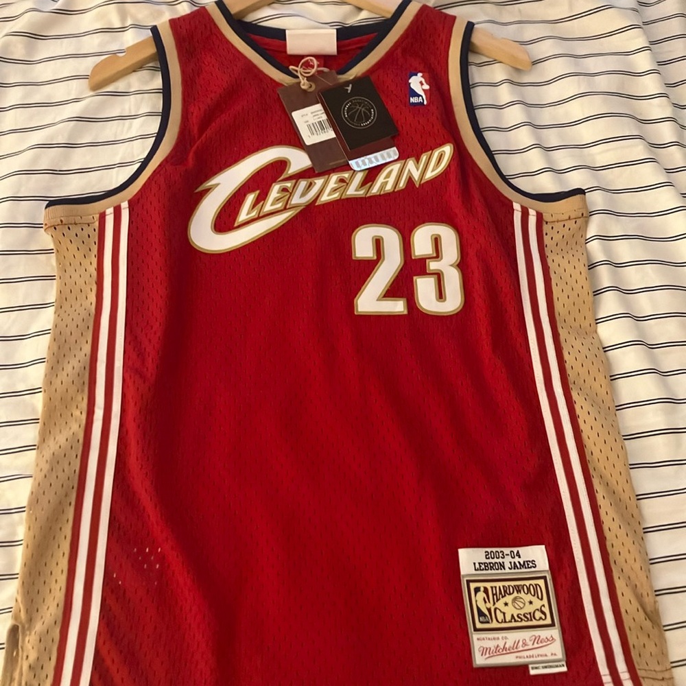 LEBRON JAMES ROOKIE JERSEY MITCHELL AND NESS AUTHENTIC RARE